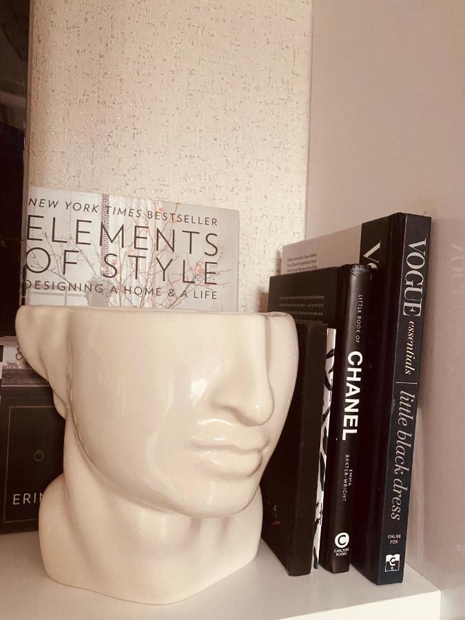 Fully equipped Studio in the heart of Paris - Area champs Elysées Extérieur photo